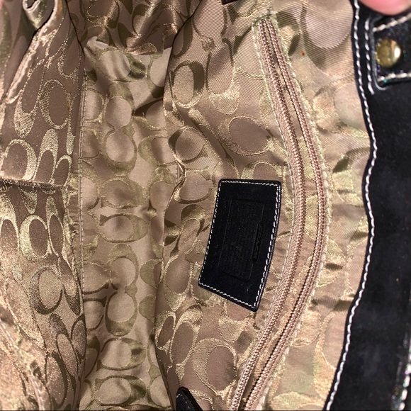 Coach - Picture 4 of 4